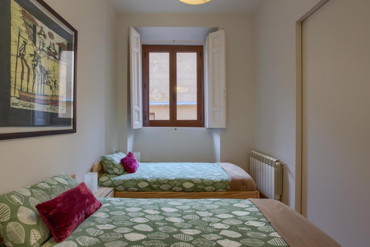 Apartamento Amplio Y Luminoso En El Centro De *