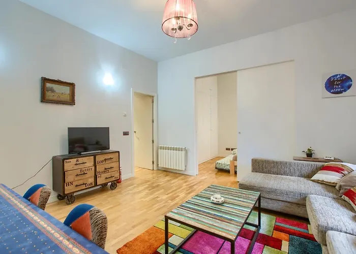 Amplio Y Luminoso Apartamento En El Centro De Madrid
